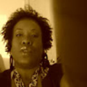 Meet your Posher, Yvette